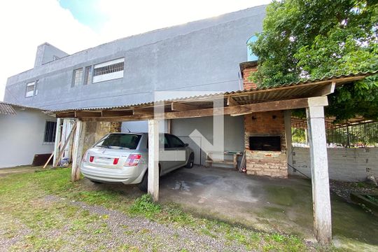Garagem de casa à venda com 6 quartos, 50m² em Santos Dumont, São Leopoldo