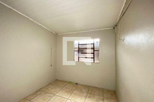 Quarto 2  de casa à venda com 6 quartos, 50m² em Santos Dumont, São Leopoldo