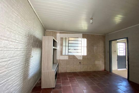 Cozinha de casa à venda com 6 quartos, 50m² em Santos Dumont, São Leopoldo