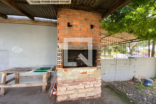 Churrasqueira de casa à venda com 6 quartos, 50m² em Santos Dumont, São Leopoldo