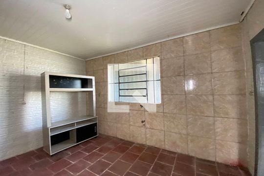 Cozinha de casa à venda com 6 quartos, 50m² em Santos Dumont, São Leopoldo