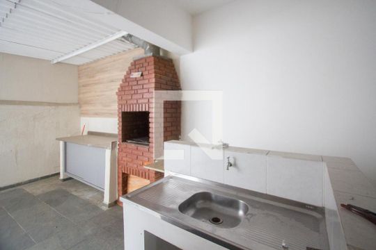 Churrasqueira de casa à venda com 3 quartos, 260m² em Vila Cordeiro, São Paulo