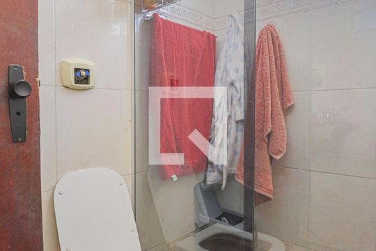Casa 1 - Banheiro de casa à venda com 4 quartos, 450m² em Sagrada Família, Belo Horizonte
