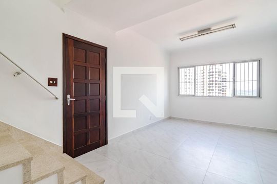 Casa à venda com 2 quartos, 279m² em Vila Madalena, São Paulo