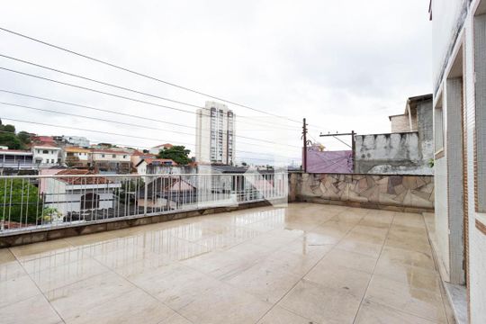 Varanda de casa para alugar com 2 quartos, 90m² em Vila Guilherme, São Paulo
