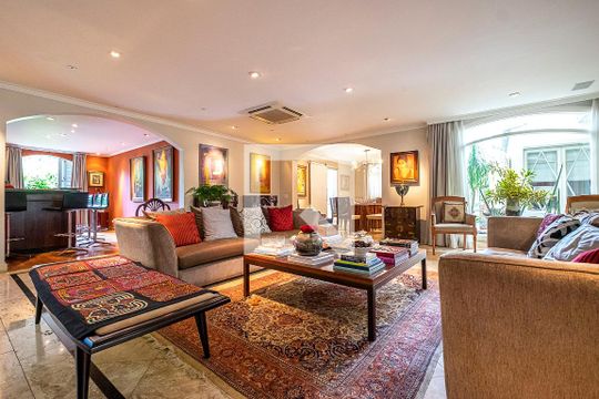 Sala de casa à venda com 4 quartos, 780m² em Alto de Pinheiros, São Paulo