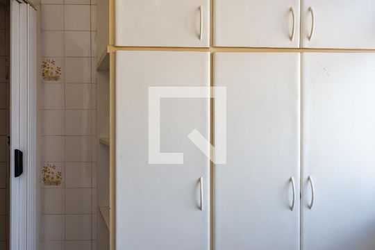Área de Serviço de apartamento para alugar com 2 quartos, 60m² em Vila Osasco, Osasco