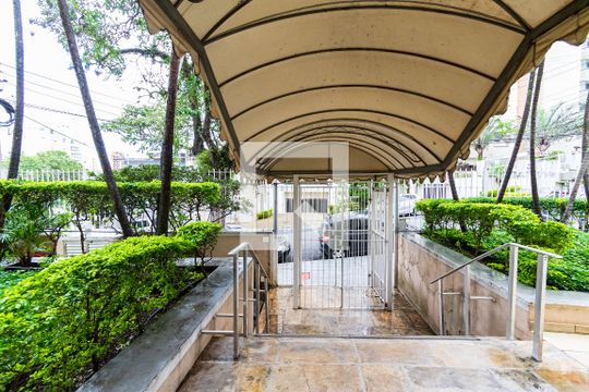 Entrada de apartamento à venda com 2 quartos, 70m² em Chácara Inglesa, São Paulo