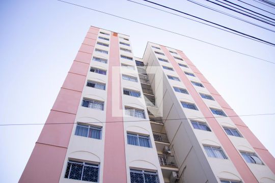 Fachada de apartamento para alugar com 3 quartos, 85m² em Setor Aeroporto, Goiânia