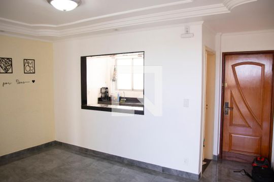 Sala de apartamento para alugar com 3 quartos, 85m² em Setor Aeroporto, Goiânia