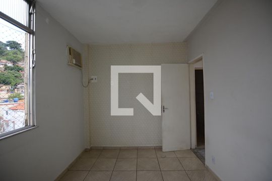 Quarto 1 de apartamento para alugar com 2 quartos, 48m² em Madureira, Rio de Janeiro
