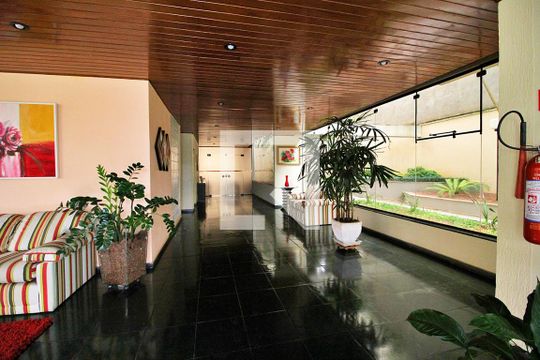 Hall de apartamento à venda com 3 quartos, 140m² em Campestre, Santo André