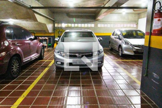Garagem de apartamento à venda com 3 quartos, 140m² em Campestre, Santo André