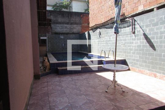 Área comum - Piscina de casa à venda com 4 quartos, 160m² em Campo Grande, Rio de Janeiro