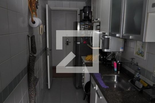 Cozinha - Armários de apartamento à venda com 3 quartos, 64m² em Barra da Tijuca, Rio de Janeiro