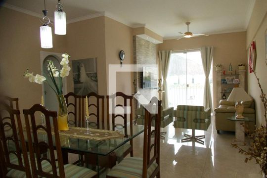 Sala de apartamento para alugar com 3 quartos, 117m² em Lagoa, Rio de Janeiro