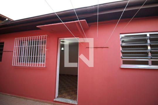 Fachada de casa para alugar com 1 quarto, 49m² em Jardim Ipanema (zona Sul), São Paulo