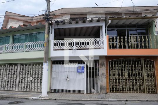 Fachada de casa à venda com 2 quartos, 130m² em Jardim Maringá, São Paulo