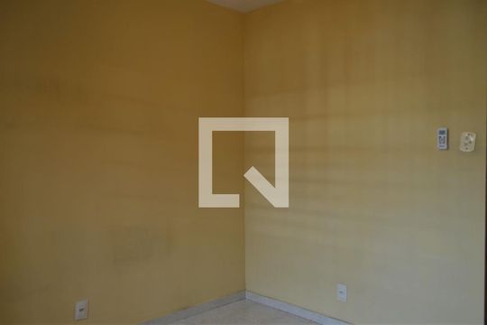 Quarto 1 de casa de condomínio à venda com 5 quartos, 170m² em Taquara, Rio de Janeiro