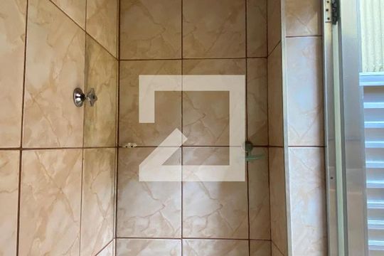 Banheiro de Serviço de casa de condomínio à venda com 2 quartos, 85m² em Taquara, Rio de Janeiro