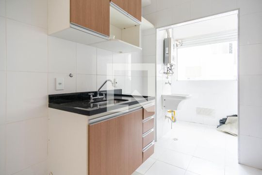 Cozinha de apartamento à venda com 2 quartos, 55m² em Vila Aurora (zona Norte), São Paulo