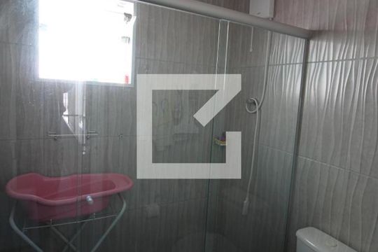 Banheiro de casa à venda com 3 quartos, 171m² em Interlagos, São Paulo