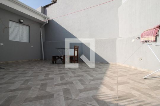 Quintal de casa à venda com 3 quartos, 171m² em Interlagos, São Paulo