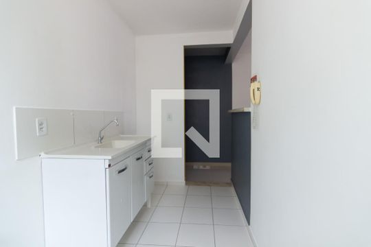 Cozinha de apartamento à venda com 2 quartos, 47m² em Loteamento Parque São Martinho, Campinas