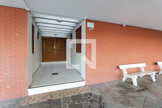 Entrada de apartamento à venda com 1 quarto, 45m² em Partenon, Porto Alegre