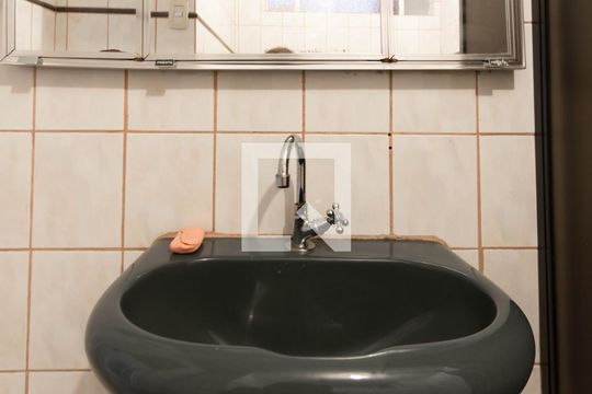 Banheiro - Torneira de apartamento à venda com 1 quarto, 45m² em Partenon, Porto Alegre