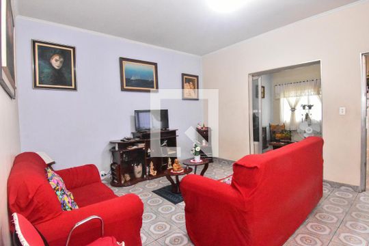 Casa à venda com 4 quartos, 180m² em Vila Santa Clara, São Paulo