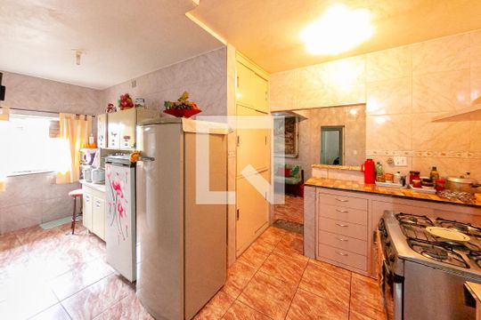 Cozinha de casa à venda com 7 quartos, 400m² em Santo André, Belo Horizonte