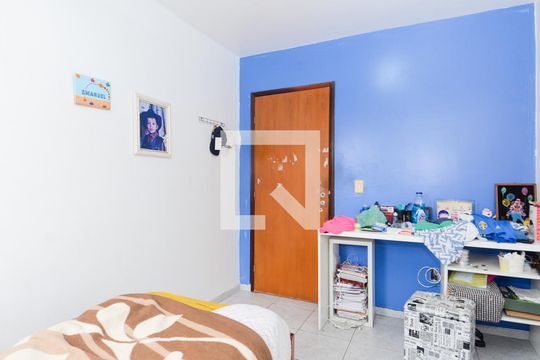 Quarto 1 de casa à venda com 3 quartos, 250m² em Jardim Dourado, Guarulhos