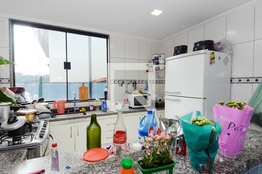 Cozinha e Sala de Jantar de casa à venda com 3 quartos, 250m² em Jardim Dourado, Guarulhos