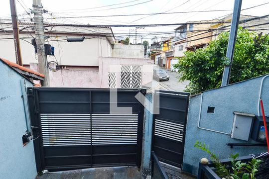 Vista da Sala de casa à venda com 3 quartos, 250m² em Jardim Dourado, Guarulhos