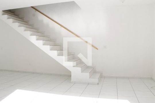 Sala de casa para alugar com 4 quartos, 250m² em Santa Paula, São Caetano do Sul
