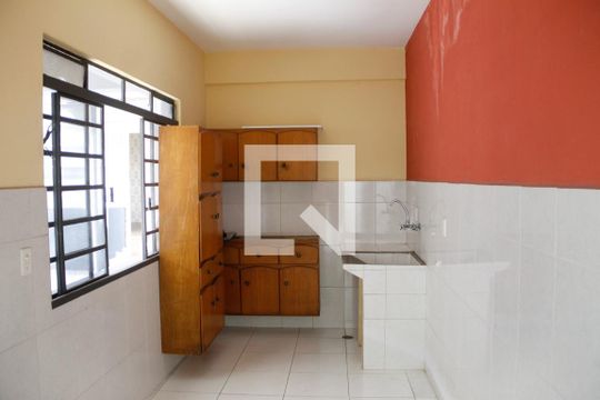 Área de Serviço de casa para alugar com 4 quartos, 250m² em Santa Paula, São Caetano do Sul