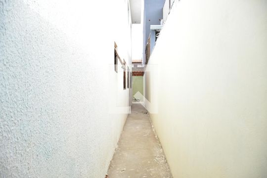Corredor de casa à venda com 4 quartos, 230m² em Jardim Amanda I, Hortolândia