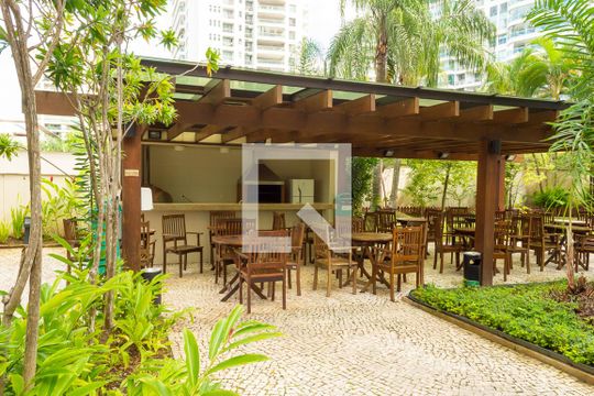 Área comum - Churrasqueira de apartamento para alugar com 3 quartos, 127m² em Barra da Tijuca, Rio de Janeiro