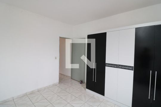 Quarto de casa à venda com 1 quarto, 30m² em Capão do Embira, São Paulo