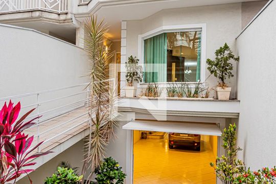 Fachada interna de casa à venda com 4 quartos, 289m² em Santana, São Paulo