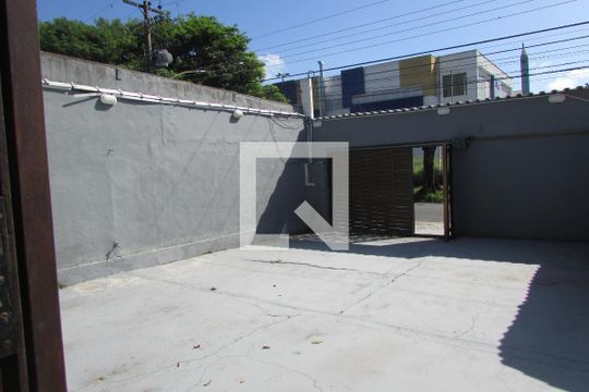 Vista da Sala de Estar de casa para alugar com 2 quartos, 160m² em Campo Grande, Rio de Janeiro
