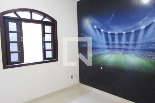 Quarto 1 de casa para alugar com 2 quartos, 160m² em Campo Grande, Rio de Janeiro