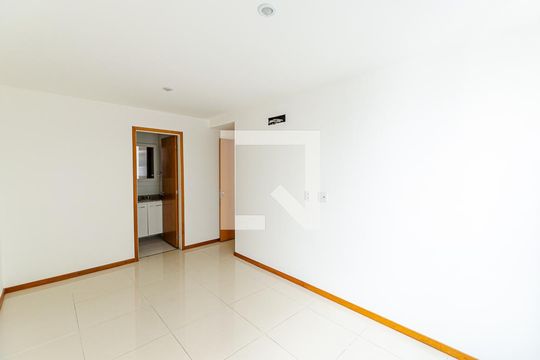 Suite  de apartamento à venda com 2 quartos, 90m² em Icaraí, Niterói