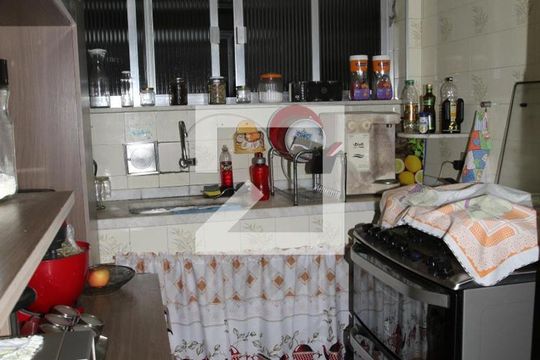 Cozinha de apartamento à venda com 2 quartos, 60m² em Olaria, Rio de Janeiro
