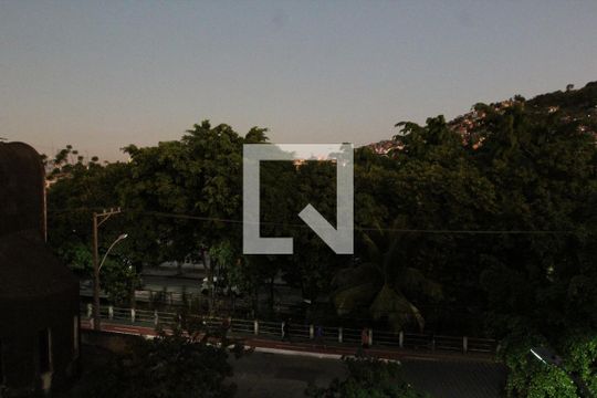 Vista do Quarto 1 de apartamento à venda com 2 quartos, 60m² em Olaria, Rio de Janeiro