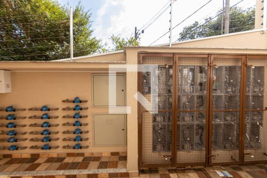Vista Sala e Cozinha de kitnet/studio para alugar com 1 quarto, 27m² em Chácara Seis de Outubro, São Paulo