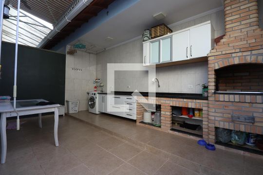 Lavanderia/Quintal de casa à venda com 3 quartos, 155m² em Vila Harmonia, Guarulhos