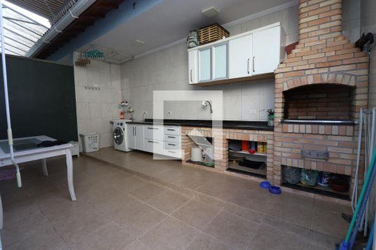 Lavanderia/Quintal de casa à venda com 3 quartos, 155m² em Vila Harmonia, Guarulhos