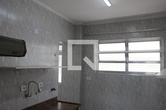 Apartamento para alugar com 3 quartos, 129m² em Itararé, São Vicente